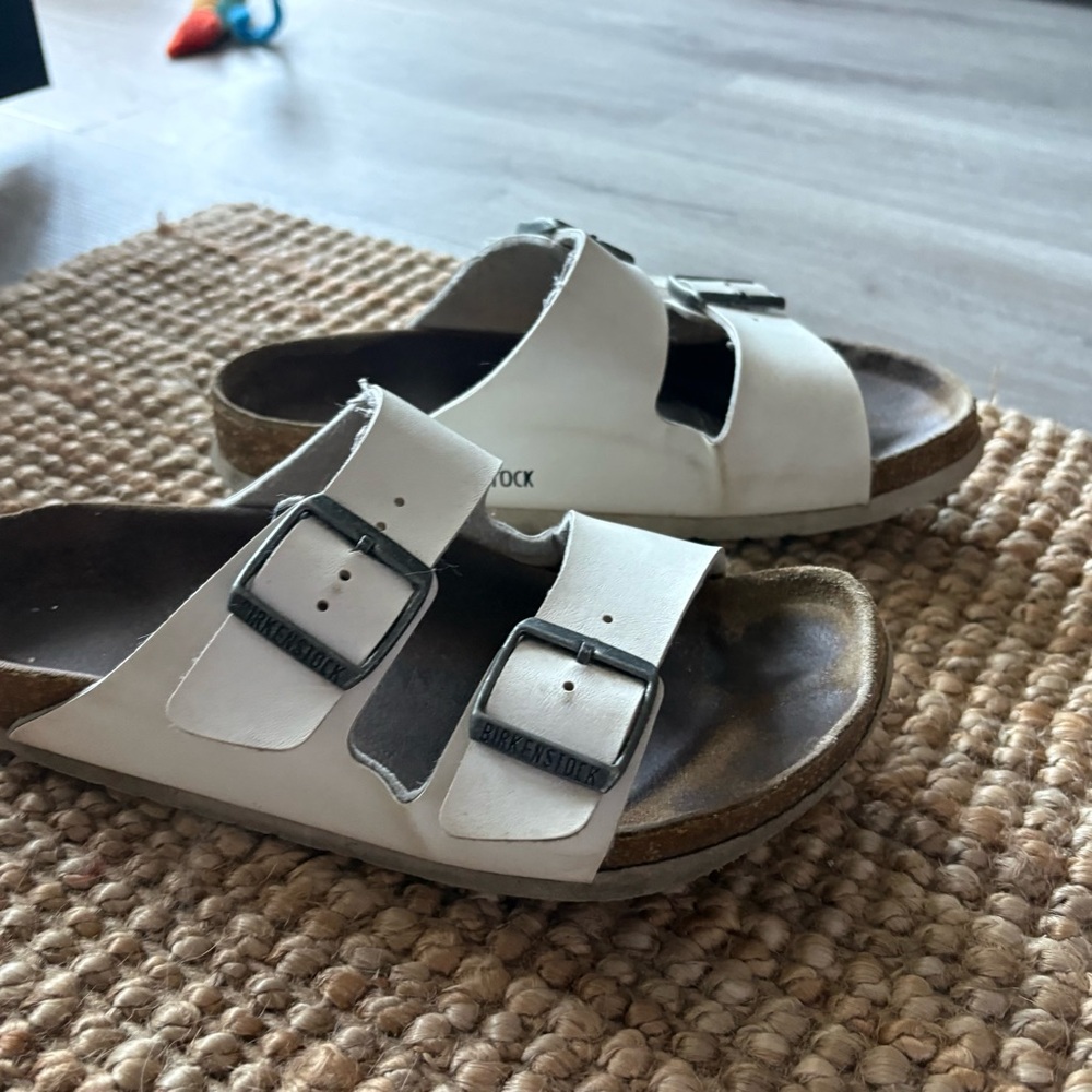 birkenstocks arizona shoes white